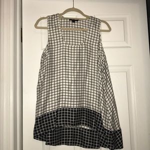 100% silk black & white check Rachel Zoe top. Sz 6